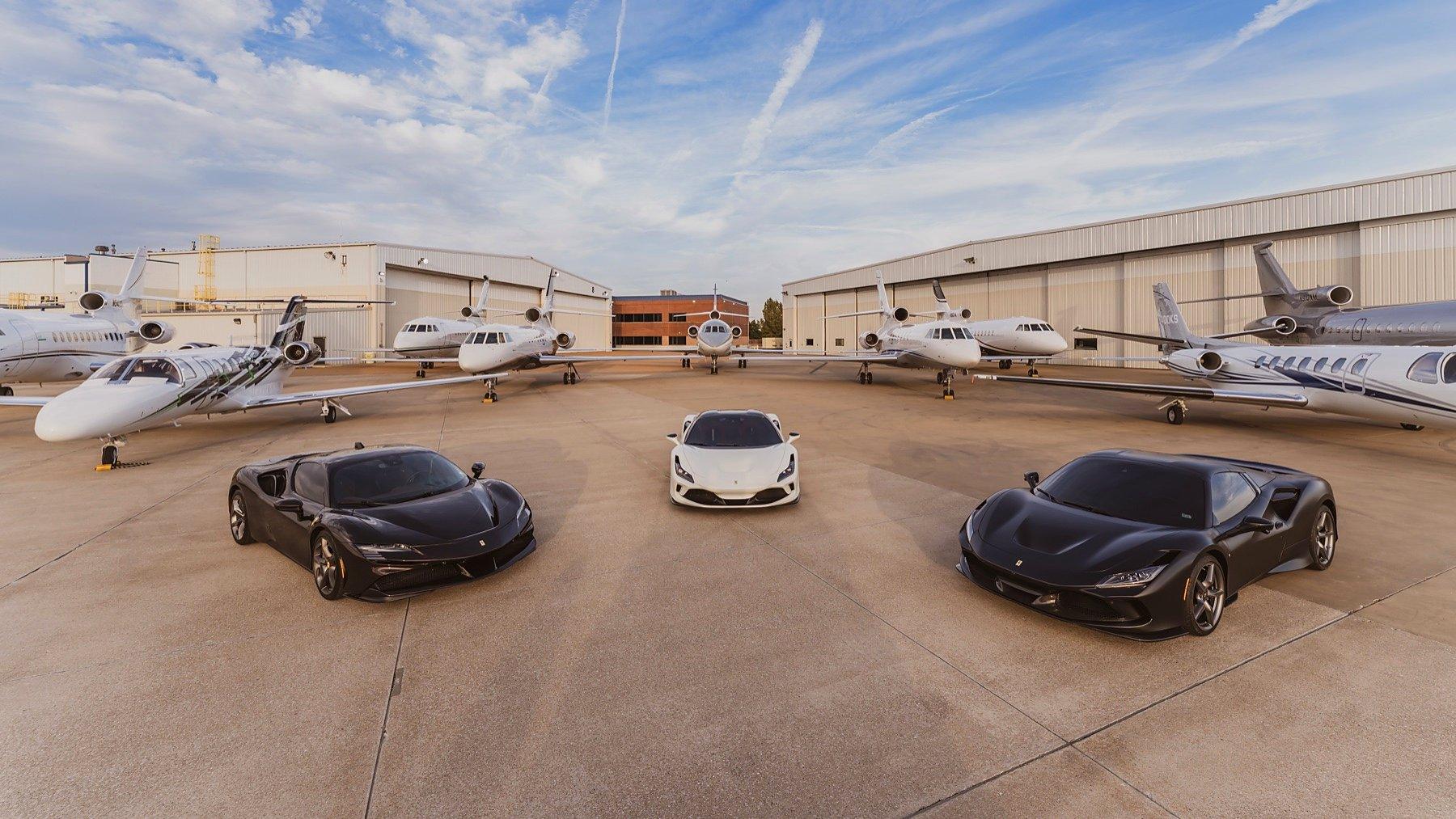 Jets and sports cars on the Strategic ramp