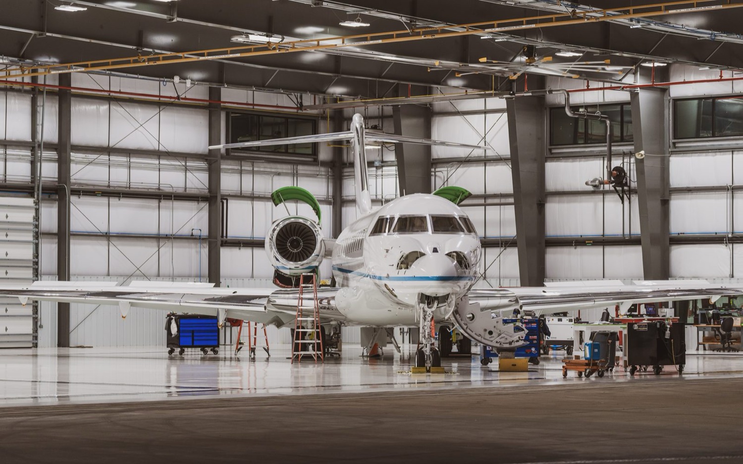 In-house maintenance in the Strategic hangar
